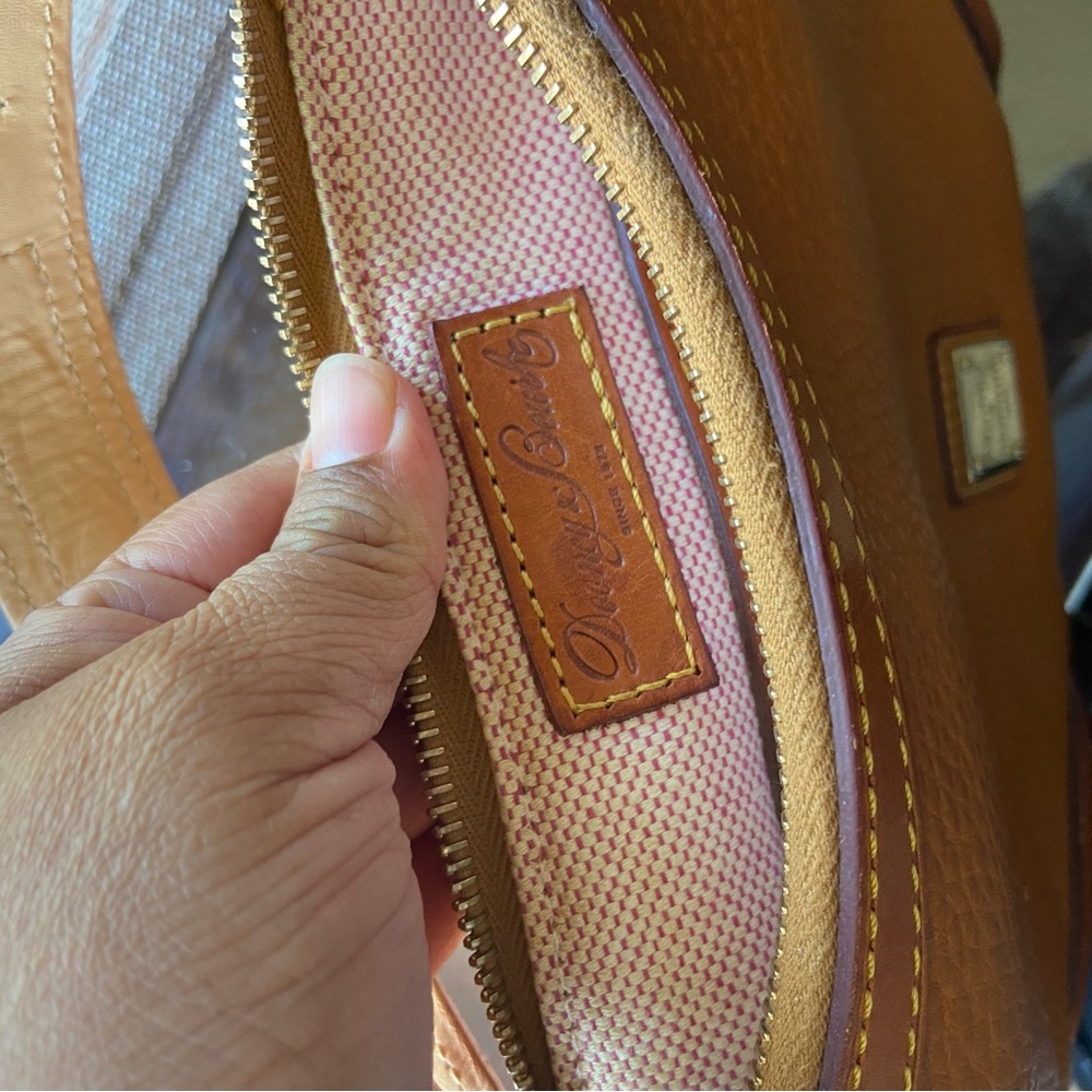 Vintage Dooney Bourke Brown Pebble Grain Leather Buckle Strap Hobo Shoulder Bag - Picture 10 of 14
